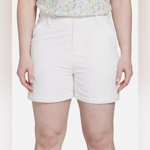 Walter Hagen Woman’s Clubhouse 7” Seersucker Pure White Traditional Short. NWT!